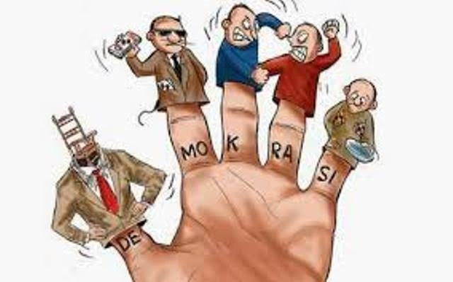 Pendidikan Politik dan Politik&nbsp;Gagasan