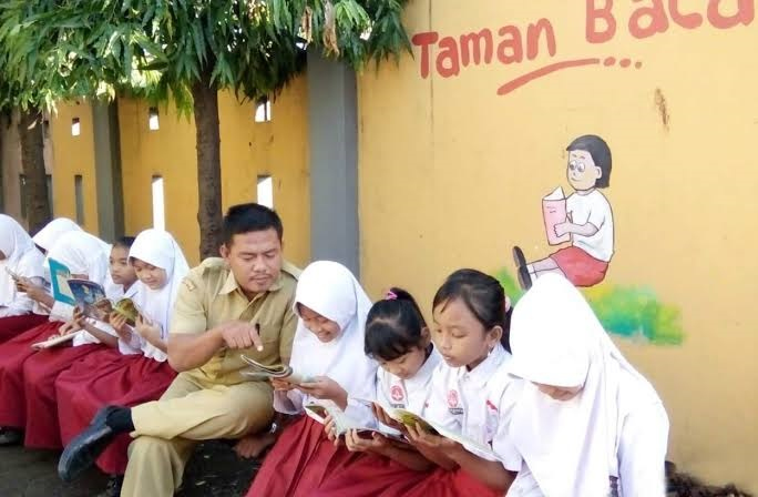 Pengembangan Budaya Literasi dalam Menghadapi Era Society&nbsp;5.0
