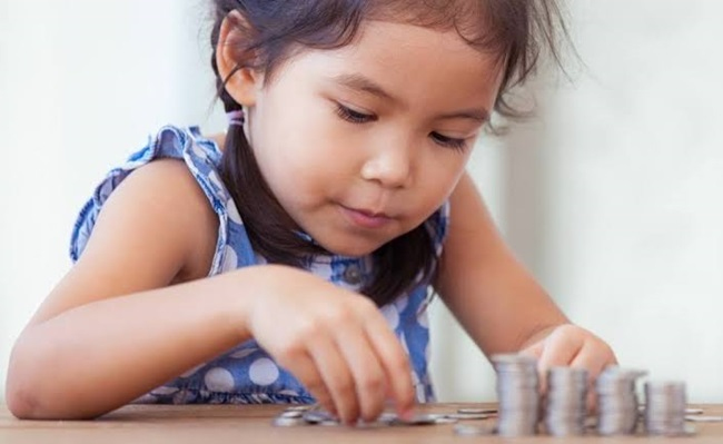 Menumbuhkan Kesadaran Literasi Finansial untuk Masa&nbsp;Depan